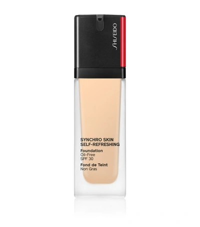 Shiseido Women's Synchro Skin Self-refreshing Liquid Foundation In 210 Birch