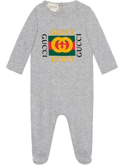Gucci Babies' Logo Footed Sleepsuit 0-12 Months In Grey