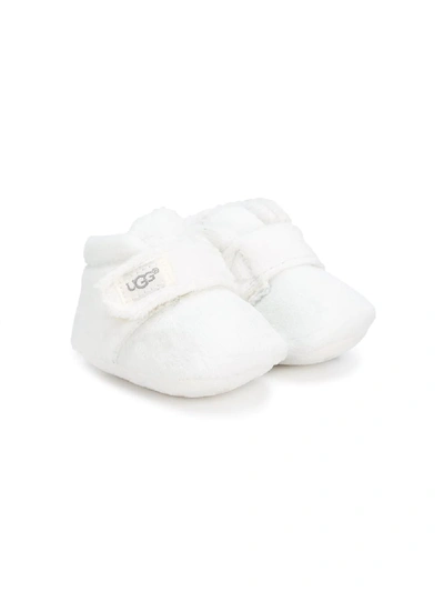 Ugg Babies' Touch Strap Pre-walker Shoes In White