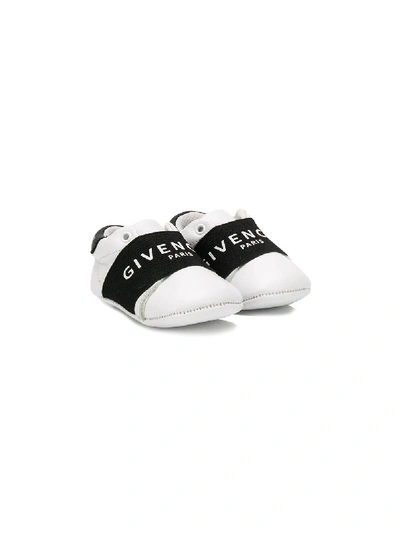 Givenchy Babies' Logo拼色板鞋 In White