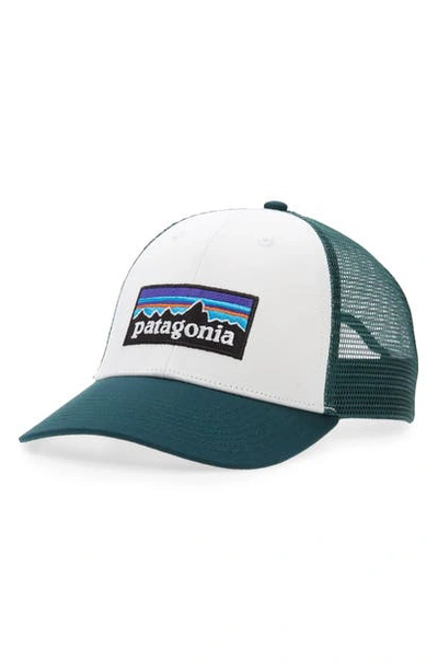 Patagonia Pg In White W/ Piki Green