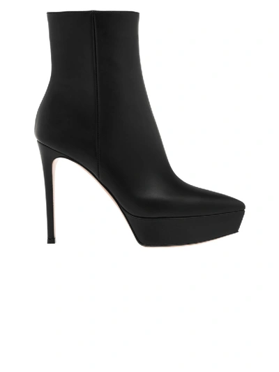 Gianvito Rossi Dasha Bootie In Black