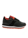 SAUCONY TRIPLE JAZZ SNEAKERS IN BLACK AND CORAL RED