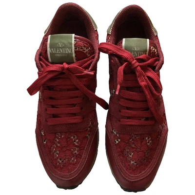 Pre-owned Valentino Garavani Rockstud Leather Trainers In Red