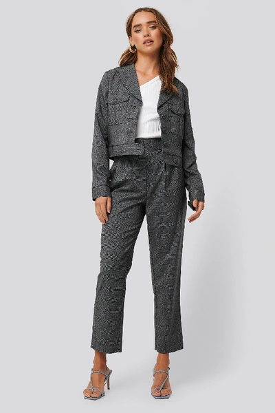 Na-kd Classic Loose Fit Plaid Cropped Pants - Grey In Dark Grey Check