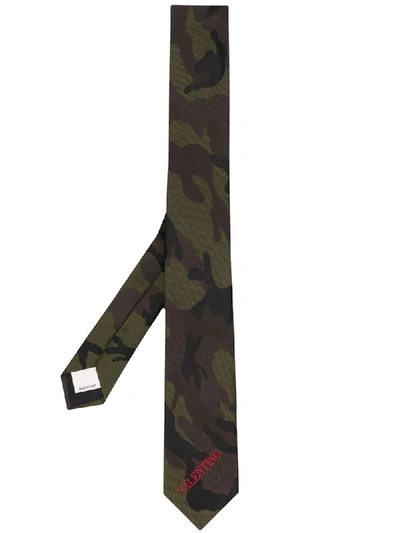 Valentino Garavani Camouflage Print Embroidered Logo Necktie In Green
