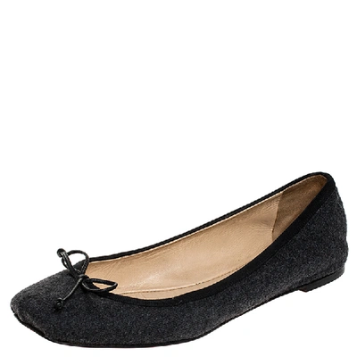 Pre-owned Christian Louboutin Grey Wool And Black Grosgrain Trim Rosella Bow Ballet Flats Size 38.5