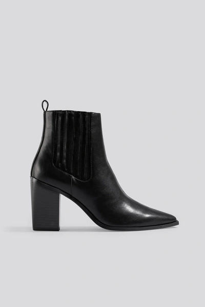 Na-kd Pointy Block Heel Boots - Black