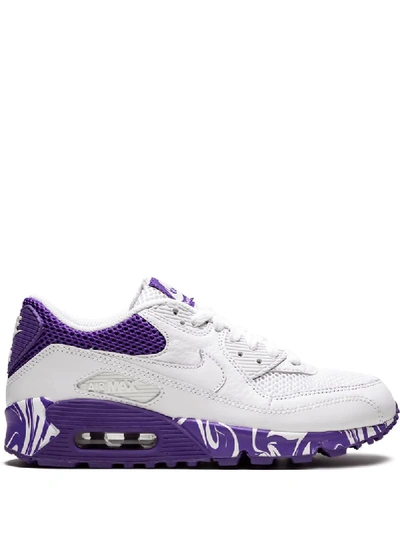 Nike Wmns Air Max 90 Trainers In White