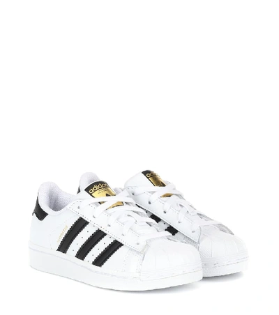 Adidas Originals Unisex Superstar Lace Up Sneakers - Big Kid In White