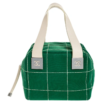 Pre-owned Chanel Green Chocolate Bar Stitch Canvas Boston Bag