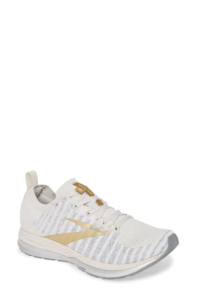 Brooks Bedlam 2 Running Shoe In White/ Grey/ Gold