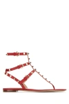 VALENTINO GARAVANI VALENTINO GARAVANI ROCKSTUD STRAPPY SANDALS