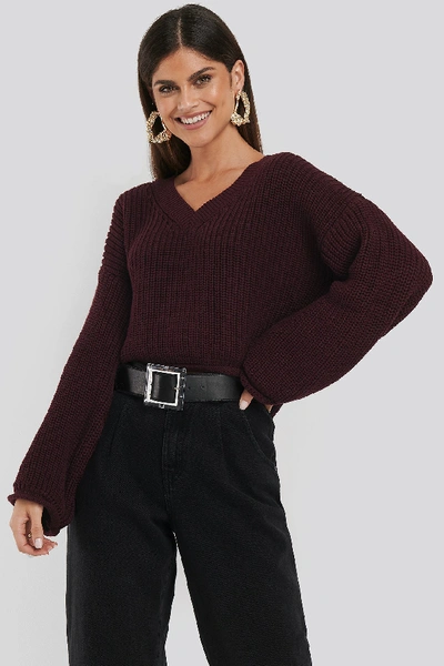 Na-kd Cropped V-neck Knitted Sweater - Burgundy In Red