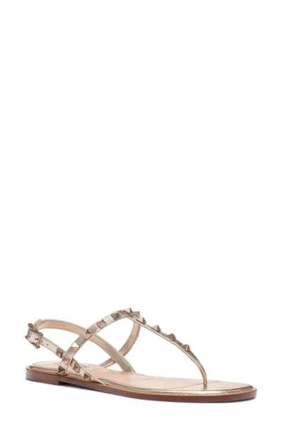 Valentino Garavani 10mm Rockstud Leather Thong Sandals In Gold