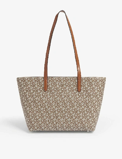 Dkny Bryant Logo Tote Bag In Chino/crml