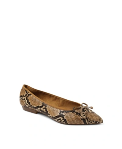 Kensie Magali Pointy Toe Flats Women's Shoes In Brown Snake