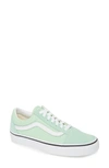 Vans Old Skool Sneaker In Green Ash/ True White