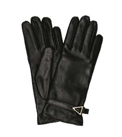 Bottega Veneta Embellished Leather Gloves In Black