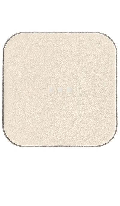 Courant Catch:1 Wireless Charger – 白色 In Bone