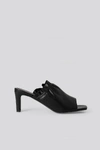 NA-KD ELASTIC MULES - BLACK