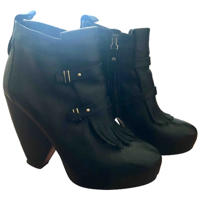 Pre-owned Vanessa Bruno Leather Ankle Boots In Black