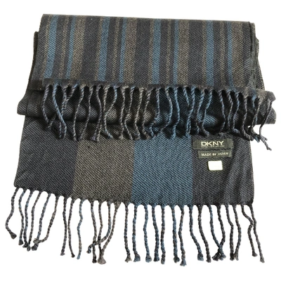 Pre-owned Dkny Scarf In Blue