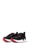 Nike Ryz 365 Women's Shoe In Black/ Grey/ White/ Red