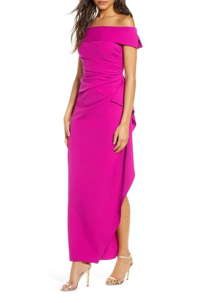 Vince Camuto Off The Shoulder Crepe Gown In Magenta