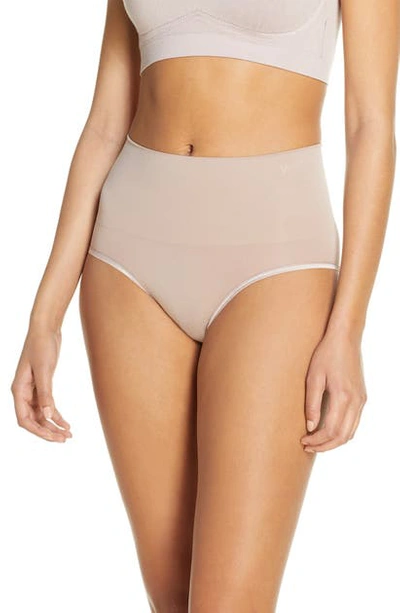 Yummie Ultralight Seamless Shaping Briefs In Bark