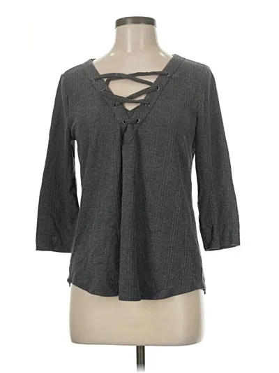 Pre-owned 24/7 Maurices 3/4 Sleeve Top Gray Keyhole Neckline Tops