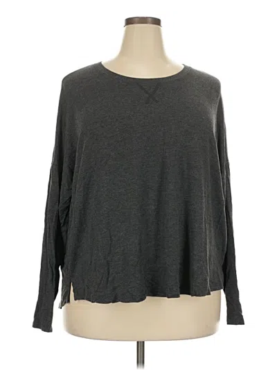 Pre-owned 24/7 Maurices Long Sleeve Top Gray Crew Neck Tops