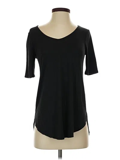 Pre-owned 24/7 Maurices Short Sleeve T-shirt In Black