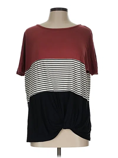 Pre-owned 24/7 Maurices Short Sleeve T-shirt In Burgundy
