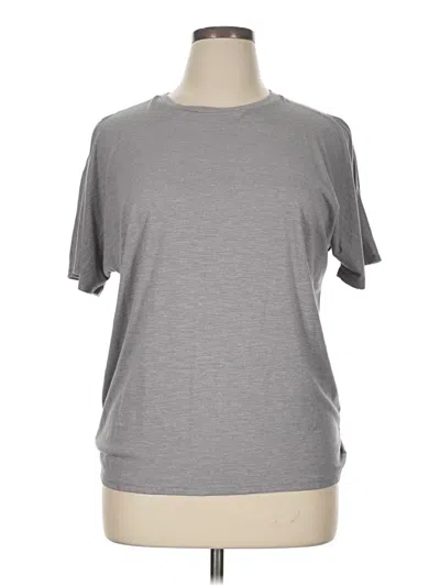 Pre-owned 24/7 Maurices Short Sleeve T-shirt In Gray