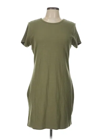 Pre-owned 24/7 Maurices Short Sleeve T-shirt In Green