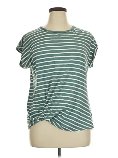 Pre-owned 24/7 Maurices Short Sleeve T-shirt In Green