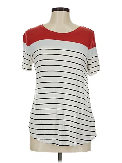 Pre-owned 24/7 Maurices Short Sleeve T-shirt In Red