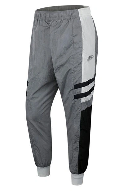 Nike Sport Pack Reissue Woven Pants In Particle Grey/ Summit White
