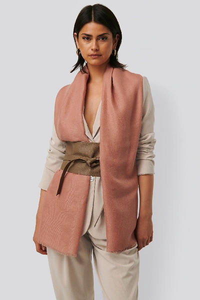 Na-kd Raw Edge Woven Scarf - Pink In Peachy Beige