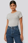 CALVIN KLEIN EMBROIDERY SLIM TEE - GREY