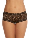 Hanky Panky Cross-dyed Leopard Lace Boyshorts In Black - Praline