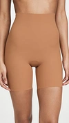 COMMANDO CLASSIC CONTROL SHORTS CARAMEL,COMMA40094