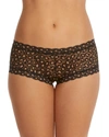 Hanky Panky Cross-dyed Leopard Lace Boyshorts In Black - Praline