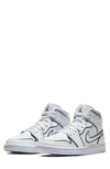 Jordan 1 Mid Se Sneaker In White/ White