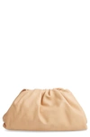 Bottega Veneta The Pouch Leather Clutch In Nude/ Gold