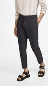 ROBERT GELLER X LULULEMON TAKE THE MOMENT TRAVEL PANTS