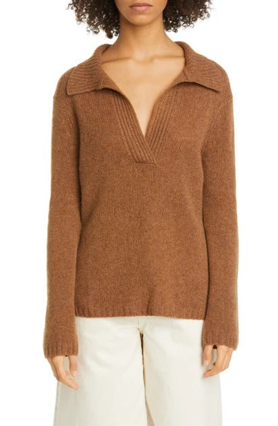 Khaite Cass Cashmere High-low Collared Sweater In Mocha