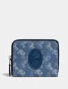COACH SMALL ZIP AROUND WALLET WITH HORSE AND CARRIAGE PRINT AND ARCHIVE PATCH,89375 V5PUS
