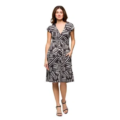 24SEVEN COMFORT APPAREL 24SEVEN COMFORT APPAREL MATERNITY CAP SLEEVE BLACK AND WHITE V-NECK KNEE LENGTH POCKET DRESS